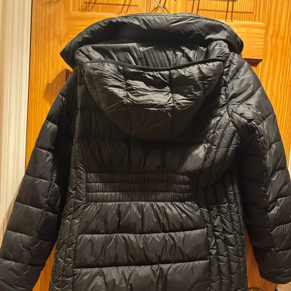 Michael Kors Black Quilted Insulated Jacket - Picture 5 of 8